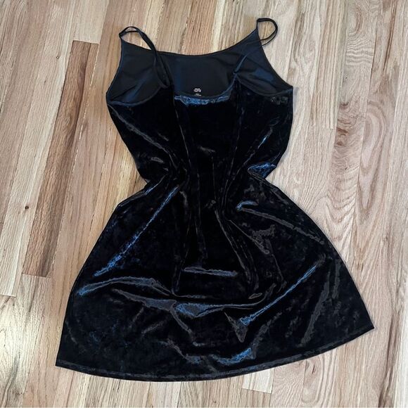 Victorias Secret Slip Dress Womens Medium Black crushed Velvet‎ Sleeveless glam - Picture 4 of 6